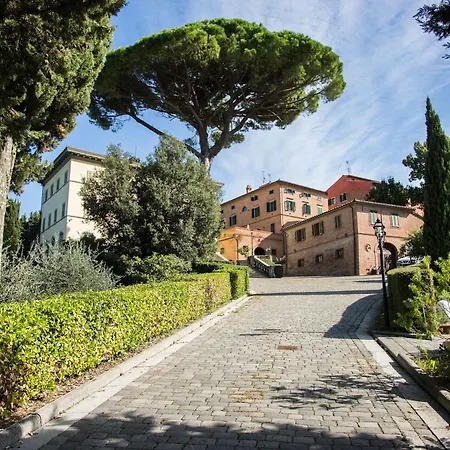 Borgo Bucciano Alloggio per agriturismo *