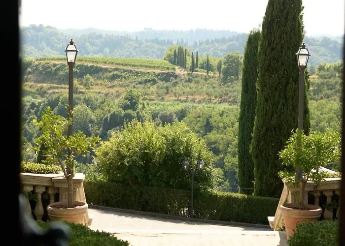 Borgo Bucciano ファームステイ *